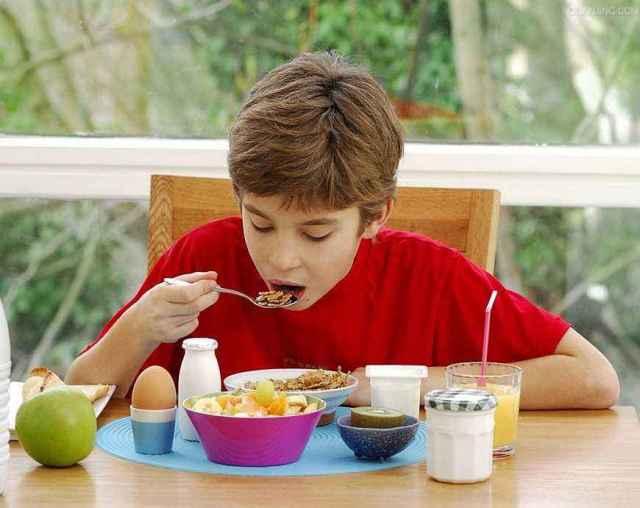 娱乐吃瓜酱喊着要吃饭