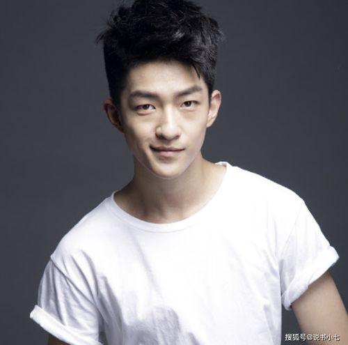 成毅娱乐圈吃瓜爆料视频,揭秘明星幕后故事