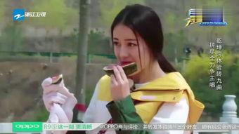 娱乐吃瓜酱班主任跳舞,校园热舞引学生狂欢