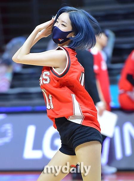 娱乐吃瓜酱蓝球宝贝,娱乐吃瓜酱的篮球奇缘